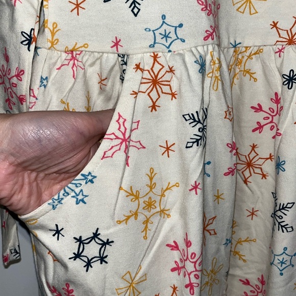 NWT Cat & Jack Girl’s Long Sleeve T-Shirt Dress Cream Snowflake Print XXL 18 - Picture 3 of 8